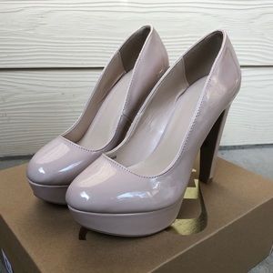 NEW Nude Pumps